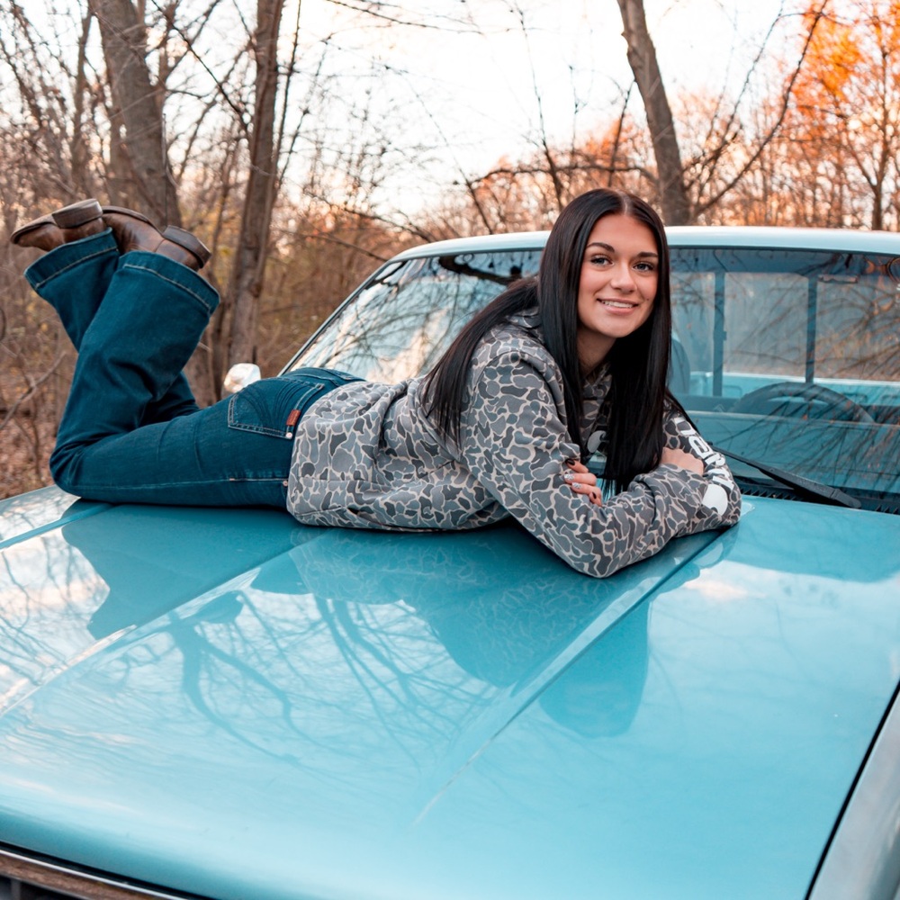 Meet your Posher, Alayna
